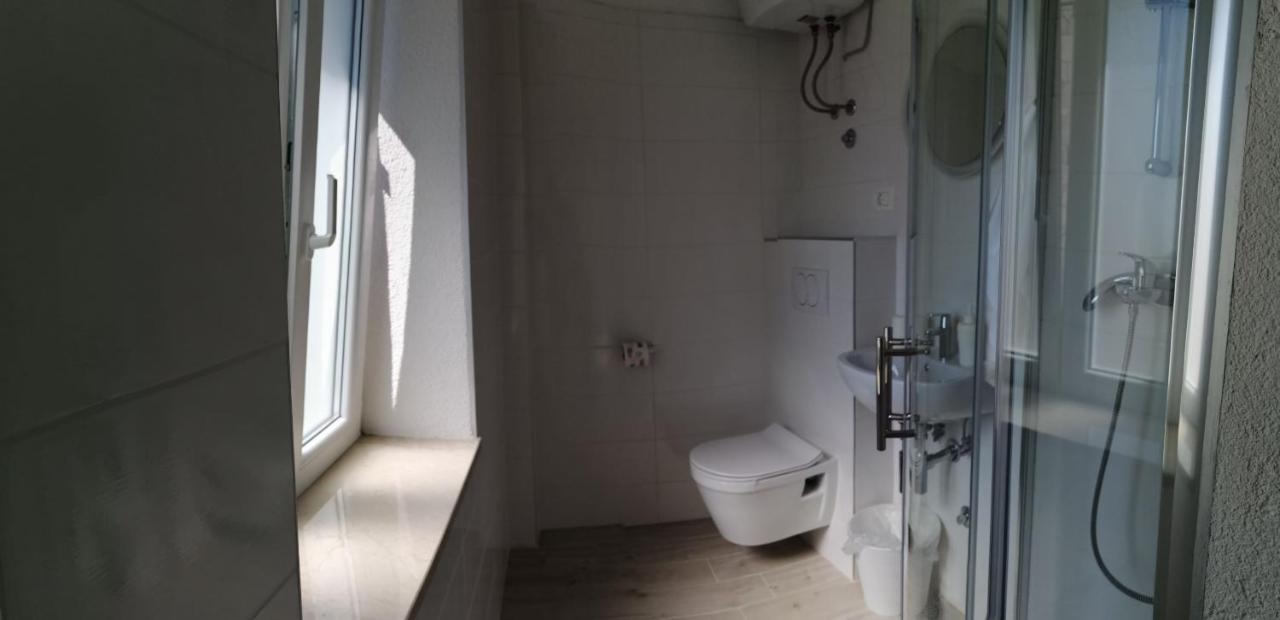 Sućuraj Apartments Vini And Ivana מראה חיצוני תמונה