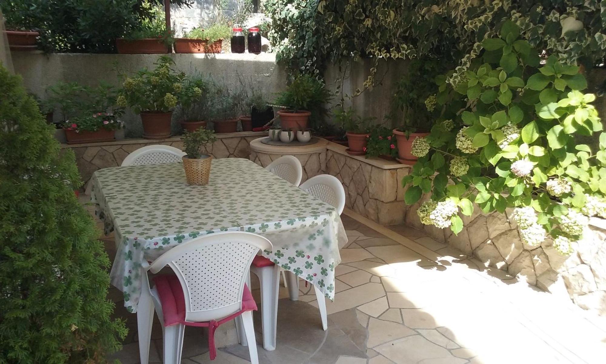 Sućuraj Apartments Vini And Ivana מראה חיצוני תמונה