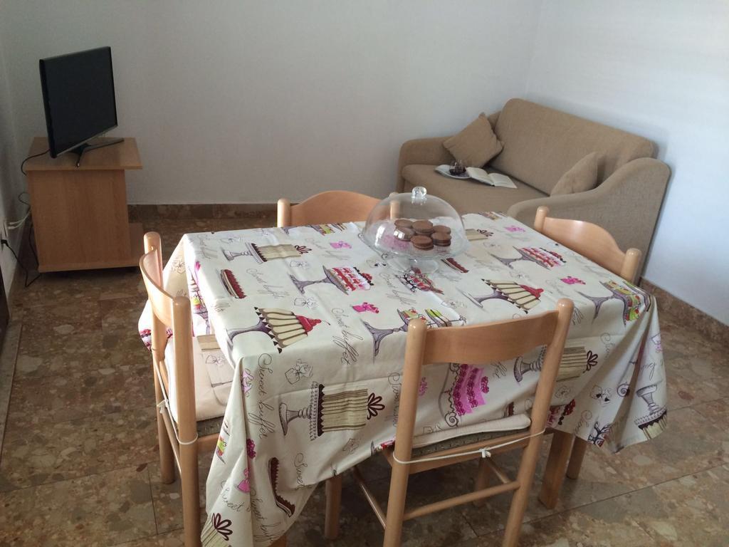 Sućuraj Apartments Vini And Ivana מראה חיצוני תמונה
