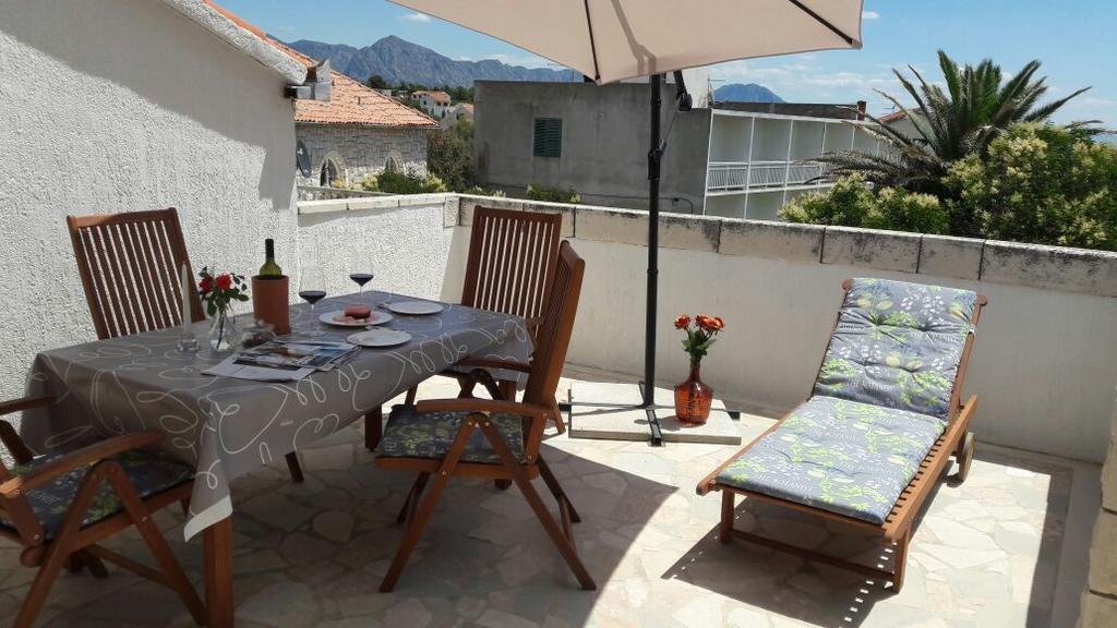 Sućuraj Apartments Vini And Ivana מראה חיצוני תמונה