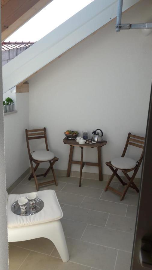 Sućuraj Apartments Vini And Ivana מראה חיצוני תמונה